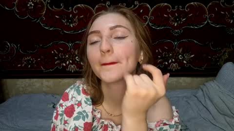 Snapshot of tamarjurgenson chatting on April 2026 04:37:02 PM Tamara online show from April 2026 04:37:02 PM