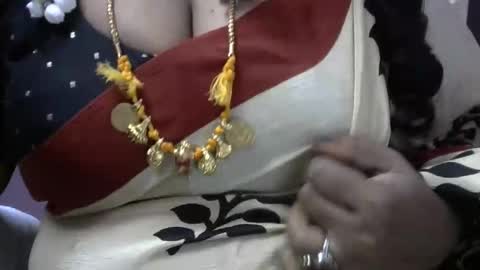 Snapshot of tamil_rathi chatting on November 2025 12:06:01 PM tamil_rathi online show from November 2025 12:06:01 PM