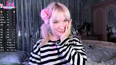 Lola online show from January 2026 07:06:01 PM