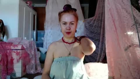 Milena online show from March 2026 05:08:01 AM