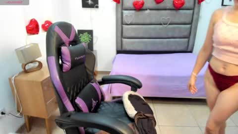 Tania  online show from February 2026 02:15:02 PM