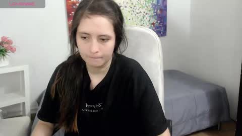 Snapshot of taniadevil_69 chatting on May 2026 07:00:01 PM Tania online show from May 2026 07:00:01 PM