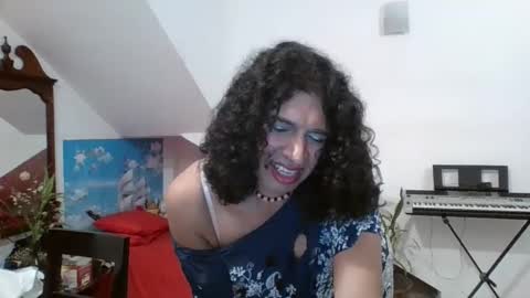 Snapshot of tanialopaz chatting on December 2024 12:34:02 AM TaniaBitch online show from December 2024 12:34:02 AM