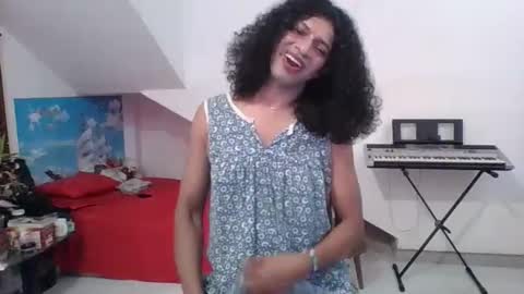 Snapshot of tanialopaz chatting on January 2025 04:16:02 AM TaniaBitch online show from January 2025 04:16:02 AM