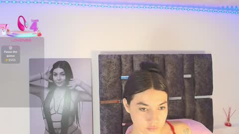 Snapshot of taniamilan chatting on September 2025 12:10:01 PM Tania online show from September 2025 12:10:01 PM