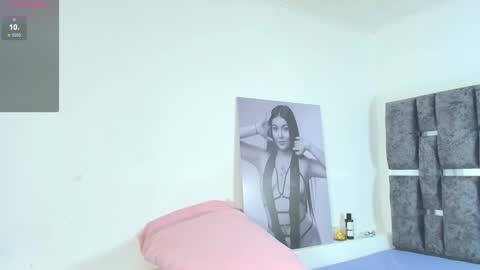 Tania online show from November 2025 02:49:02 PM