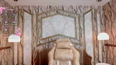 Tanisha  ONLINE GTM -5 7001400 online show from November 2025 12:27:02 PM