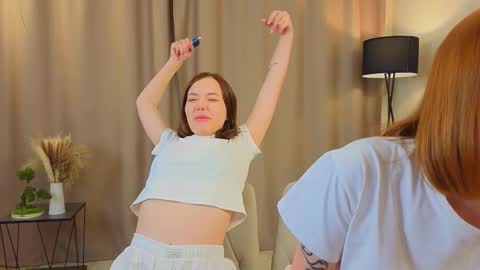 Angela and Victoria online show from November 2025 04:14:02 AM