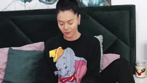 tanyaGrey online show from December 2024 10:40:02 AM