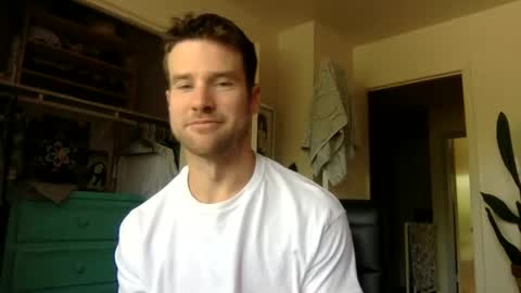 Snapshot of tantrichealing chatting on October 2025 04:37:01 PM Dr. Love online show from October 2025 04:37:01 PM
