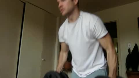 Dr. Love online show from November 2025 04:17:02 PM