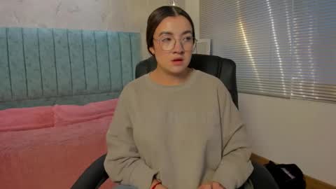 Snapshot of tara_parker chatting on February 2026 12:10:02 PM Tara online show from February 2026 12:10:02 PM