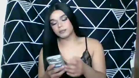 Snapshot of tarahriches chatting on November 2025 06:52:02 PM tarahriches online show from November 2025 06:52:02 PM
