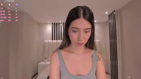 Tara Lawrence online show from September 2025 12:56:02 AM