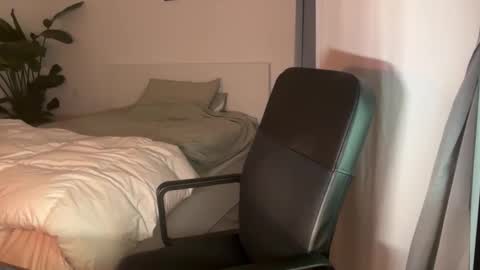 tarquit8 online show from March 2026 06:55:01 PM