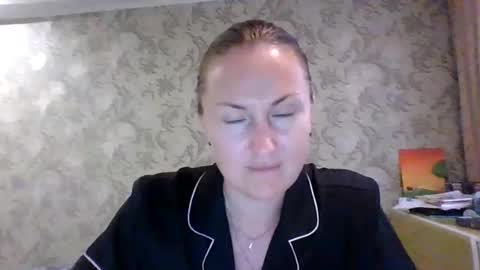 Snapshot of tasha_light chatting on June 2026 06:46:02 PM tasha light online show from June 2026 06:46:02 PM