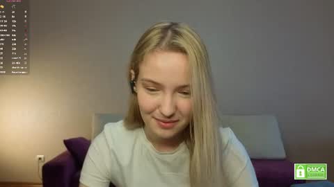 Snapshot of tashinapetitto chatting on June 2026 07:52:01 AM Your Ressie online show from June 2026 07:52:01 AM