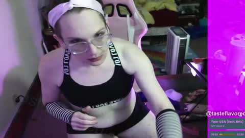 Snapshot of tasteflavored_femboy chatting on March 2025 02:47:02 AM Taste online show from March 2025 02:47:02 AM