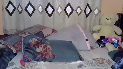 tastie_t online show from December 2025 02:47:01 PM