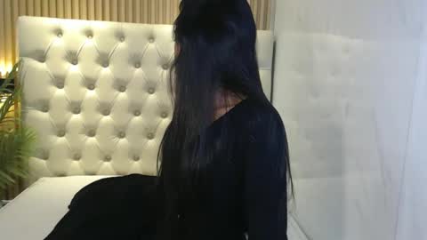 Snapshot of tasty_hazel chatting on October 2025 06:47:01 PM HAZEL online show from October 2025 06:47:01 PM