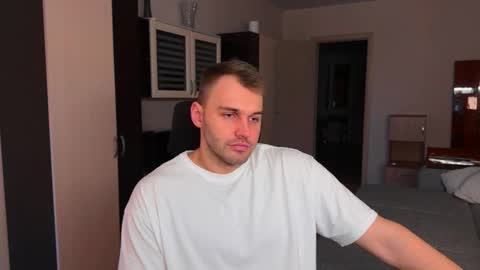 Snapshot of tasty_justin chatting on February 2026 08:46:02 PM My shows 2100500 UTC3 online show from February 2026 08:46:02 PM