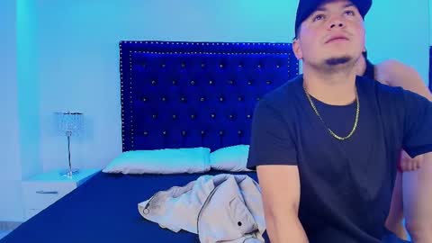 Snapshot of tata_and_damian chatting on April 2026 03:34:02 AM Tata and Damian online show from April 2026 03:34:02 AM