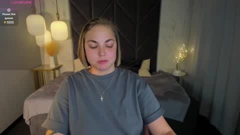 Snapshot of tataflower chatting on December 2024 02:57:01 AM Tata online show from December 2024 02:57:01 AM