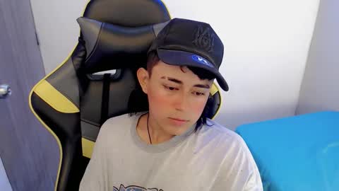 T A T A N online show from November 2025 09:57:02 PM