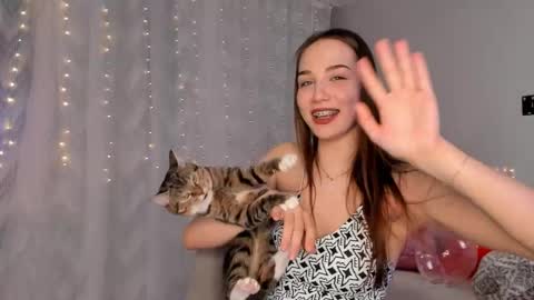 Tate online show from February 2025 06:12:01 PM