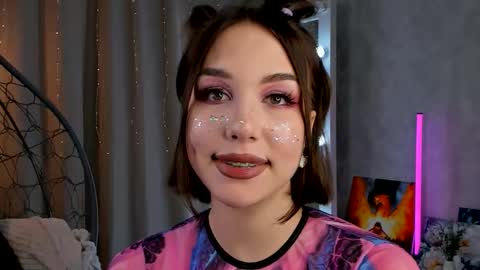 Tate online show from November 2025 07:19:01 PM