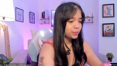 Snapshot of tati_reyes chatting on May 2026 01:05:01 PM Tatiana --- Schedule Monday to Sundays 800 to 200 UTC-5 online show from May 2026 01:05:01 PM