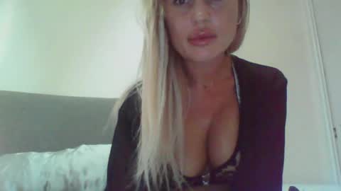 tatiana19988 online show from July 2026 07:00:02 PM