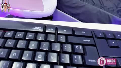 i am tatiana  online show from November 2025 12:22:01 PM