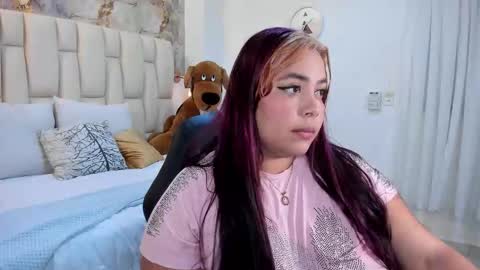 tatikanyx online show from February 2026 12:25:01 PM