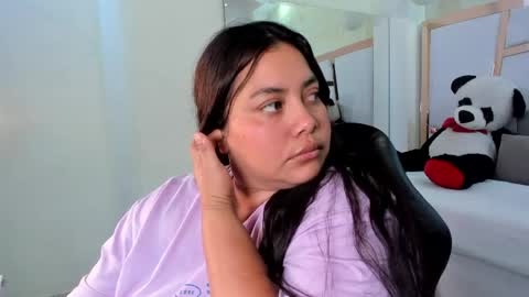 Snapshot of tatikanyx chatting on May 2026 12:12:02 PM tatikanyx online show from May 2026 12:12:02 PM