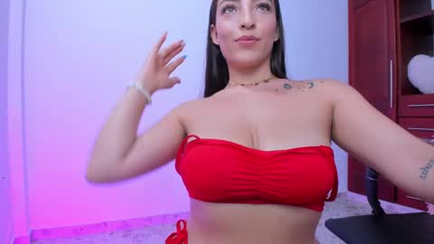 Snapshot of tatis_lopez_ chatting on February 2025 11:30:02 PM Tatiana Lopez online show from February 2025 11:30:02 PM