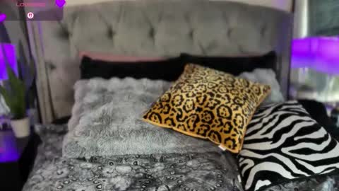 Tatted Queen online show from April 2026 03:15:01 PM