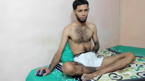 Snapshot of tatto_destroyer chatting on March 2026 04:05:02 AM Fernando online show from March 2026 04:05:02 AM