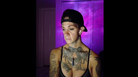 Snapshot of tattooed_natalia chatting on May 2026 10:12:02 AM Natalia 3 online show from May 2026 10:12:02 AM