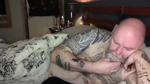 Snapshot of tattooeddilf01 chatting on December 2024 06:55:02 AM Tattooeddilf 01 online show from December 2024 06:55:02 AM