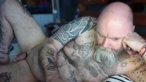 Snapshot of tattooeddilf01 chatting on October 2025 08:47:02 AM Tattooeddilf 01 online show from October 2025 08:47:02 AM