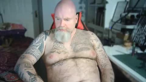 Snapshot of tattooeddilf01 chatting on October 2025 10:32:02 PM Tattooeddilf 01 online show from October 2025 10:32:02 PM