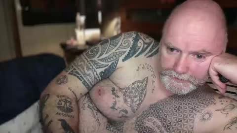 Snapshot of tattooeddilf01 chatting on April 2026 10:38:01 PM Tattooeddilf 01 online show from April 2026 10:38:01 PM