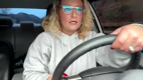 Lisa Lovely online show from February 2025 05:37:01 PM