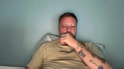 Snapshot of tattoomanforgirls chatting on June 2026 05:07:01 PM tattoomanforgirls online show from June 2026 05:07:01 PM
