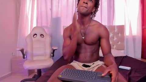 Snapshot of tau_montes chatting on November 2025 12:39:02 PM tau_montes online show from November 2025 12:39:02 PM