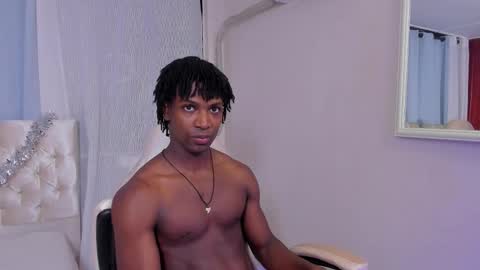 Snapshot of tau_montes chatting on December 2025 04:40:02 AM tau_montes online show from December 2025 04:40:02 AM