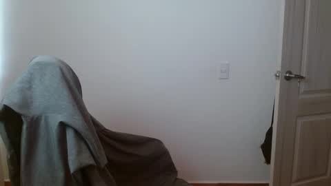 taurus4k online show from March 2025 07:38:02 PM