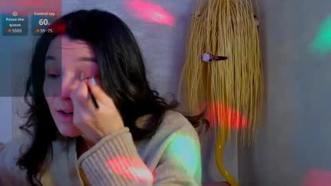 TayaKayan online show from December 2025 10:31:02 AM