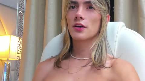 tayler_swift1 online show from February 2025 07:29:01 AM